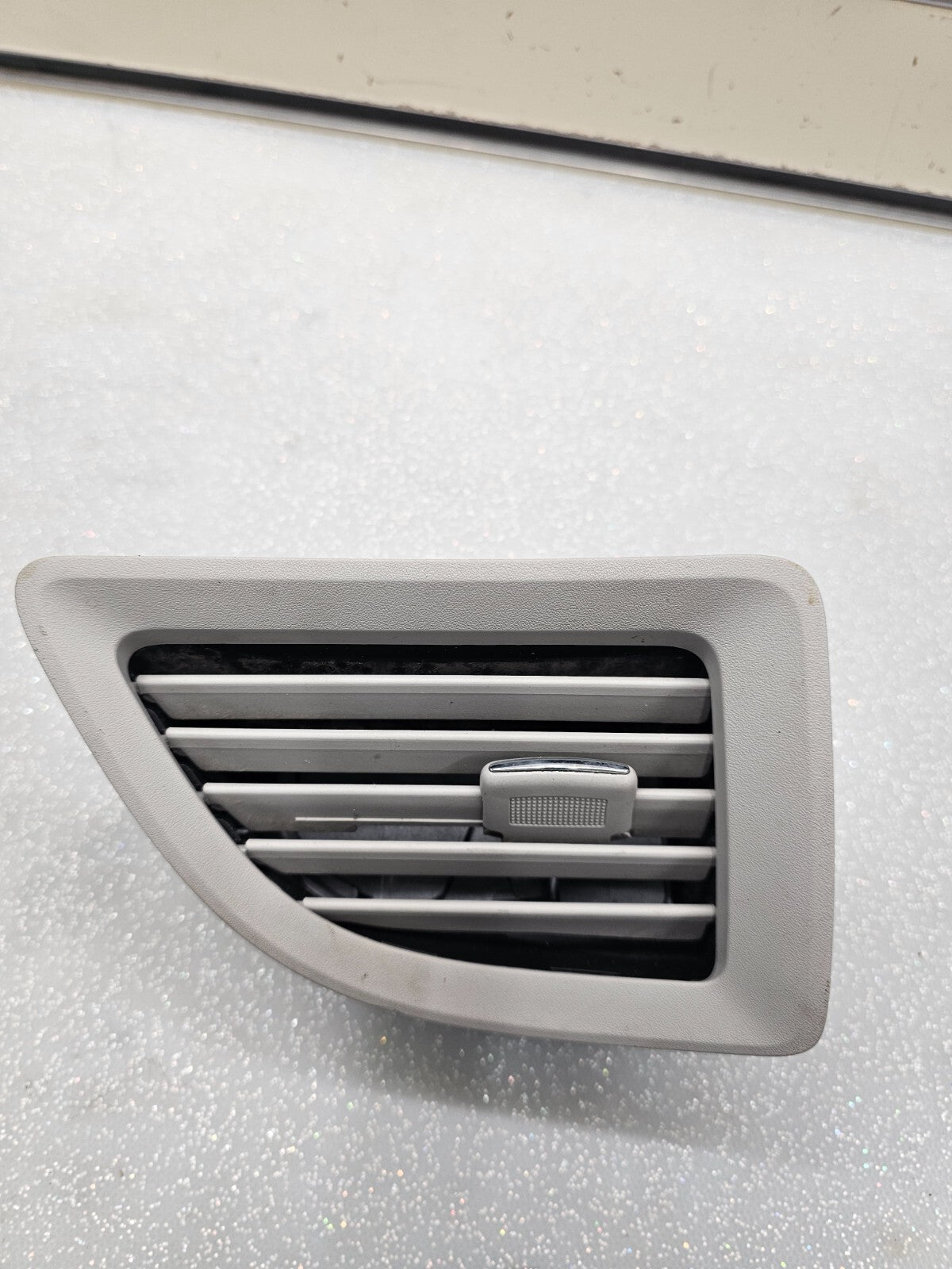 🔥08-12 Chevy MALIBU Dash A/C Heater AIR VENT Front left Driver Side Gray VT46