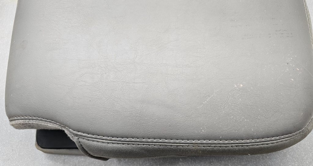 🔥02-08 Dodge RAM Center Console Jump Seat ARMREST Lid Leather/Cloth Gray JS7