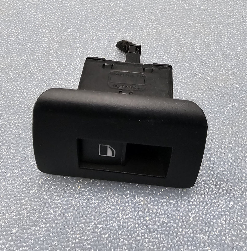 🔥00-06 BMW E53 X5 series REAR RIGHT DOOR SWITCH WINDOW LIFTER CONTROL BUTTON