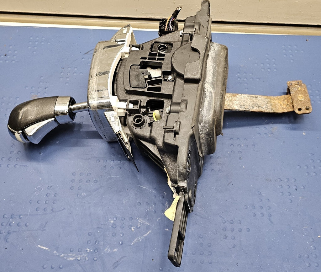 🔥2003 - 2007 CADILLAC CTS SHIFTER FLOOR SHIFTER OEM