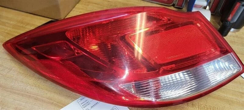 🔥11-13 Buick Regal Left Driver Side Tail brake Light Assembly OEM