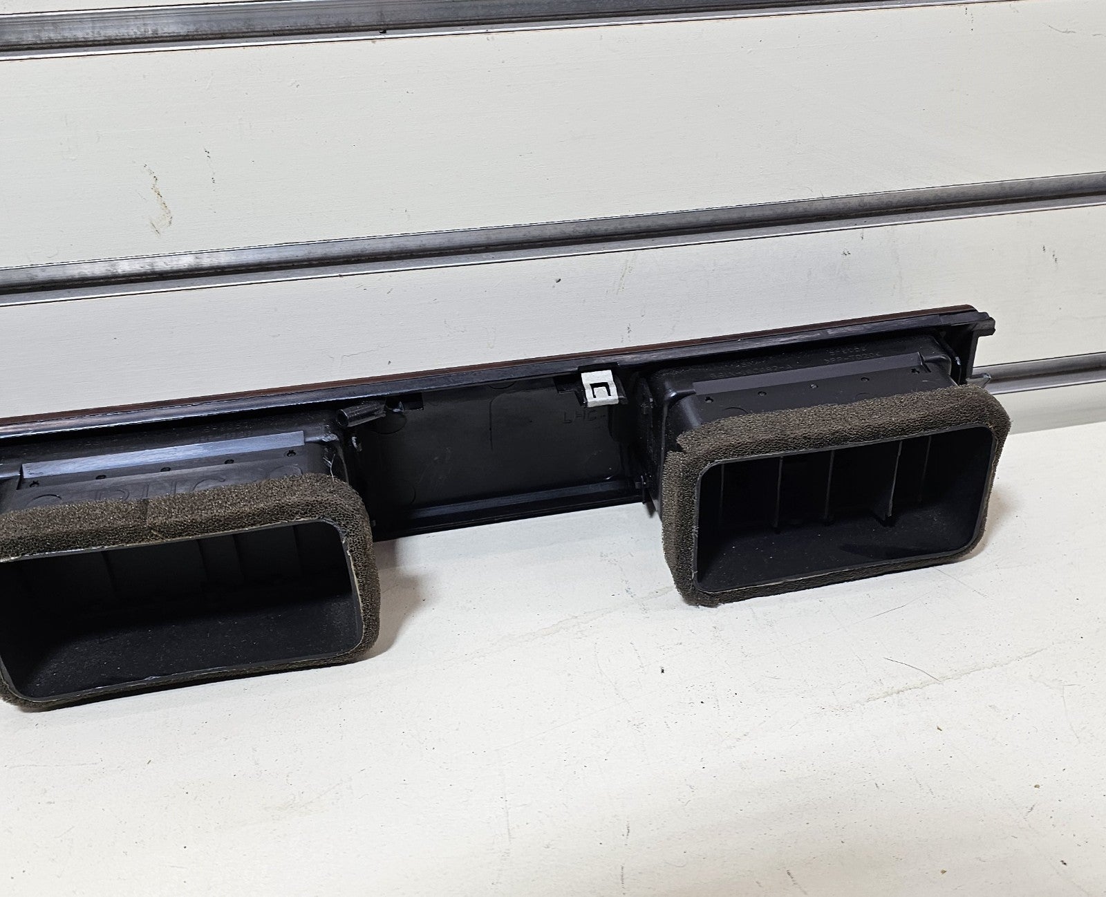 🔥05-09 Five Hundred Taurus Sable Interior Center Dash Panel Bezel Trim Wood