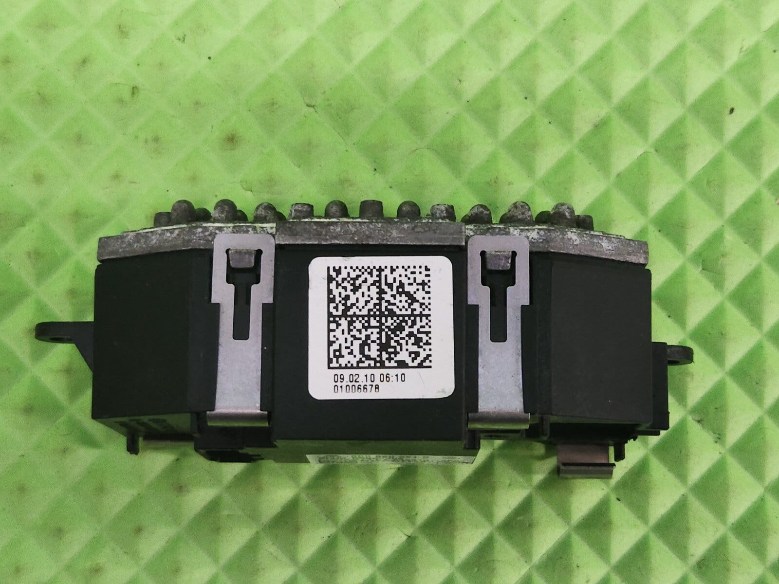 2008-2018 Audi A4 A5 B8 A8 Q5 S4 S5 S8 Blower Motor Control Resistor Fit GRAY