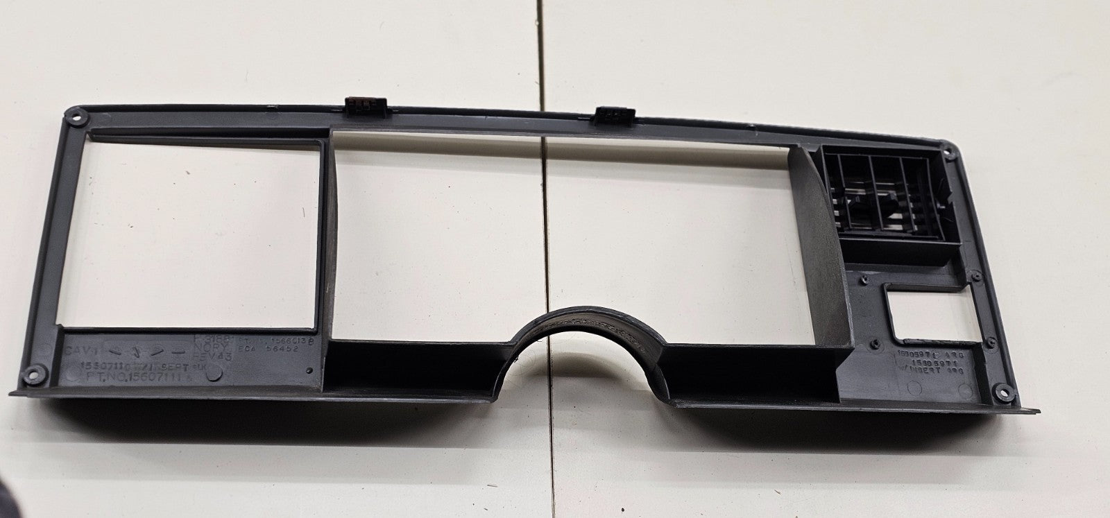 🔥88-94 Chevy GMC Truck Silverado Tahoe Dash Speedometer Radio Bezel OEM