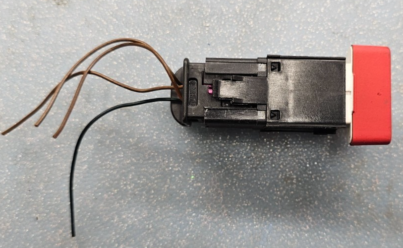 🔥09-11 Volkswagen Tiguan Hazard Emergency Flasher Warning Switch Button OEM