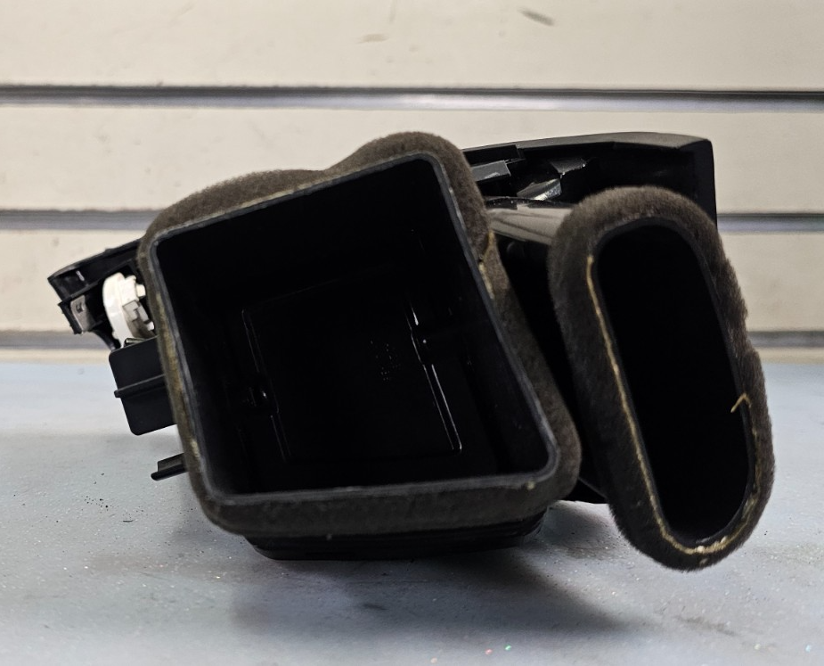 🔥10-13 KIA FORTE DASH LEFT DRIVER A/C AC AIR VENT HEATER PANEL ASSEMBLY BLACK
