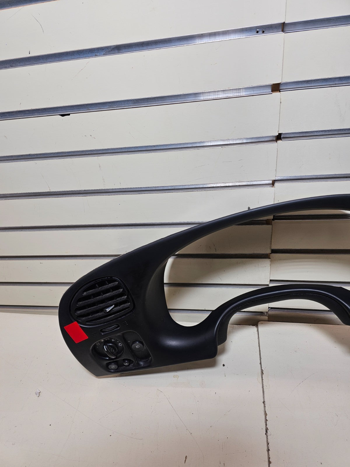 02-09 Trailblazer Dash Instrument Cluster Speedometer Bezel Trim Panel Black C10