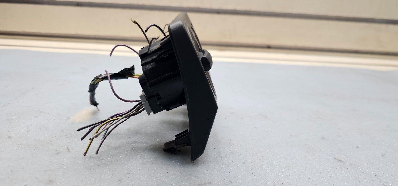 🔥99-06 Suburban Tahoe Yukon Avalanche Escalade Door Lock Switch