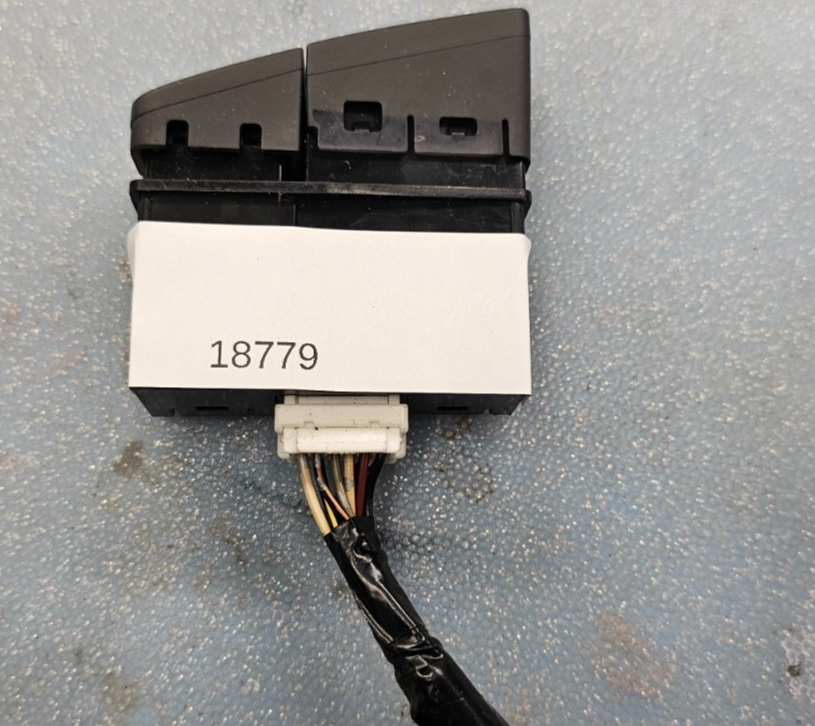 🔥10-17 Suzuki Swift Flasher Hazard Relay Warning Light Switch Assembly Black