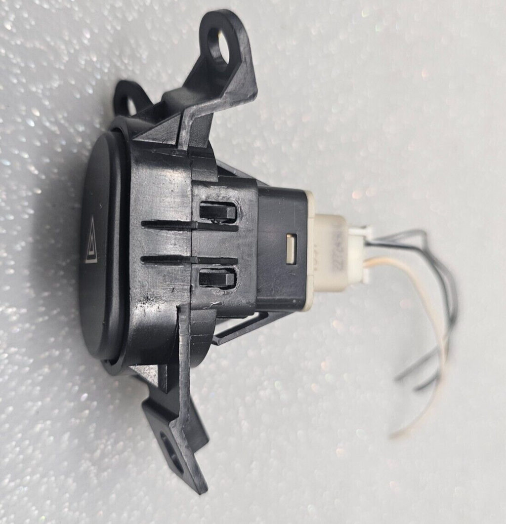 06-11 CHEVROLET HHR CONTROL HAZARD SWITCH SIGNAL LIGHT 4WAY PUSH BUTTON WARNING