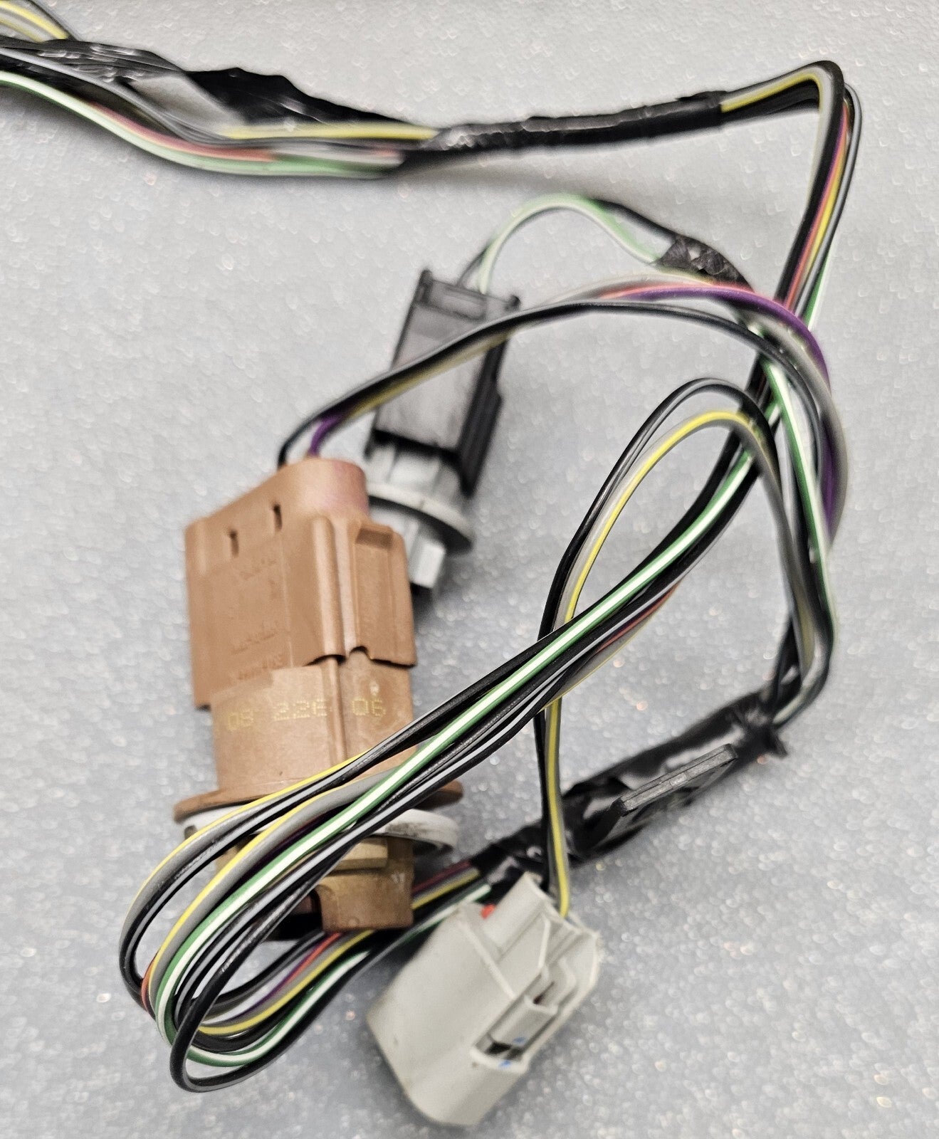 🔥08-11 FORD FOCUS HEADLIGHT BULB SOCKET PLUG CONNECTOR WIRING HARNESS PIGTAIL