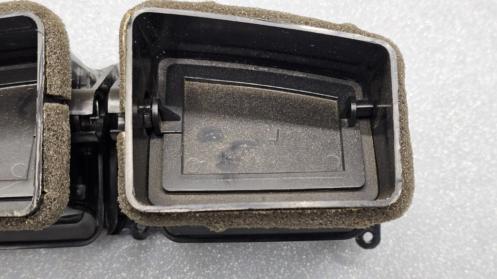 🔥01-06 Hyundai Santa Fe Dash Center Air Vent A/C AC Heater Panel Black OEM