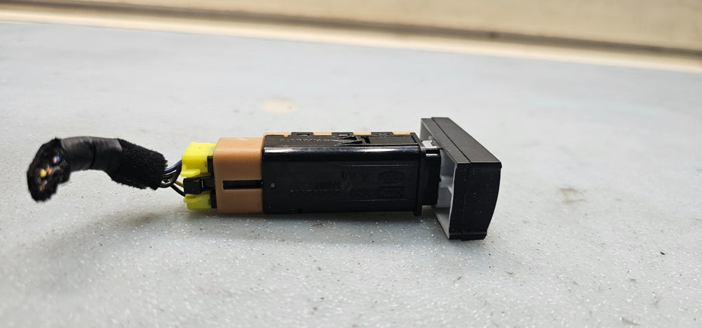 🔥09-12 HYUNDAI SANTA FE Rear Window Heating Heated Switch Button Assembly OEM