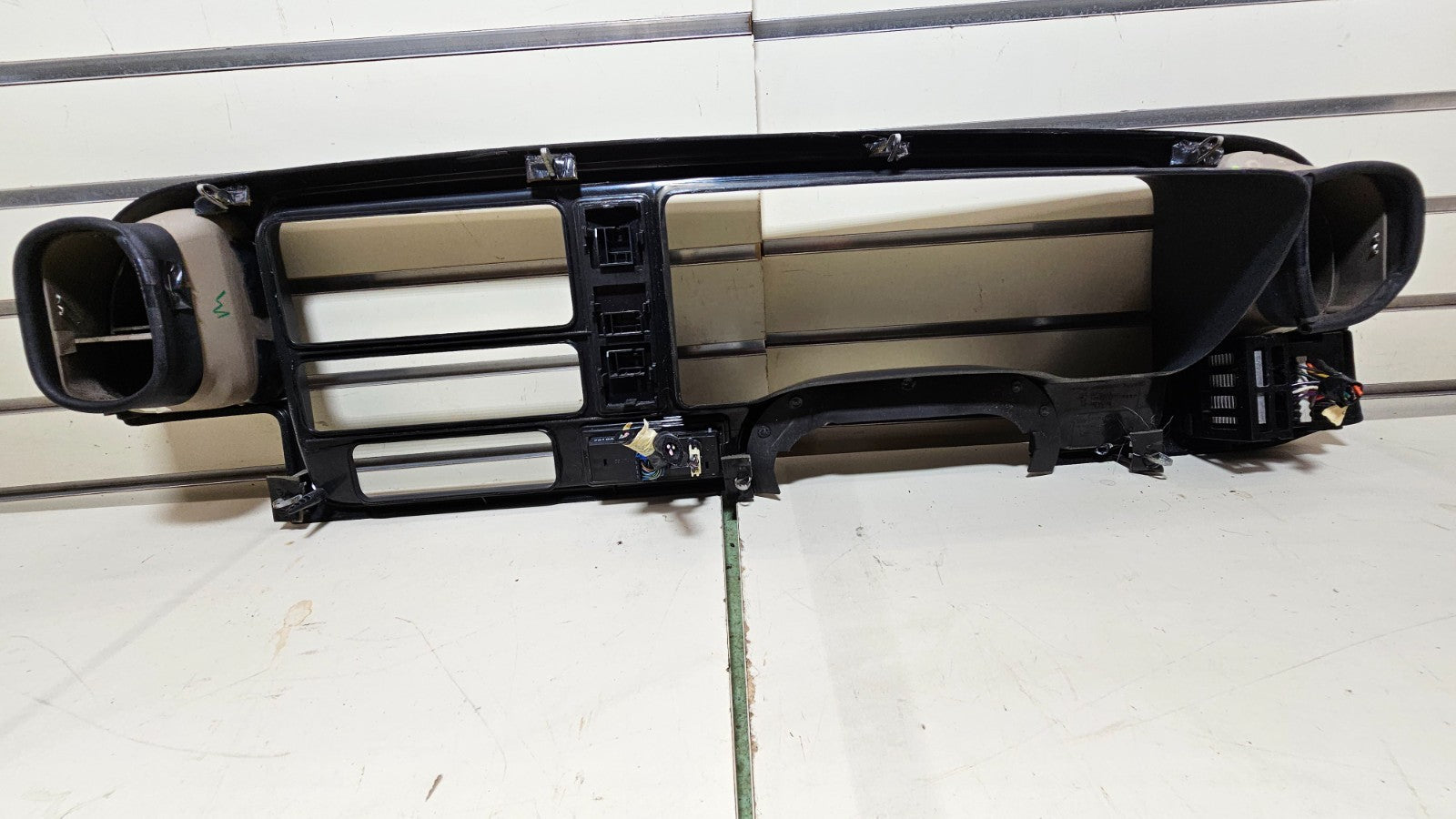 🔥95-99 CHEVY GMC TRUCK SILVERADO CK Cluster Speedometer Dash Bezel BLACK/TAN C3