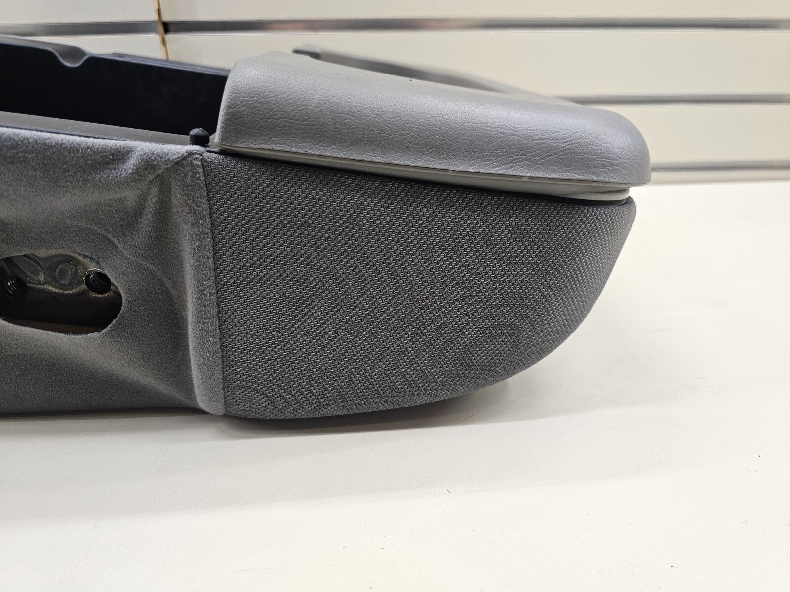 🔥99-10 Ford F250 F350 Center Console JUMP SEAT Storage Arm Rest CLOTH GRAY JS3