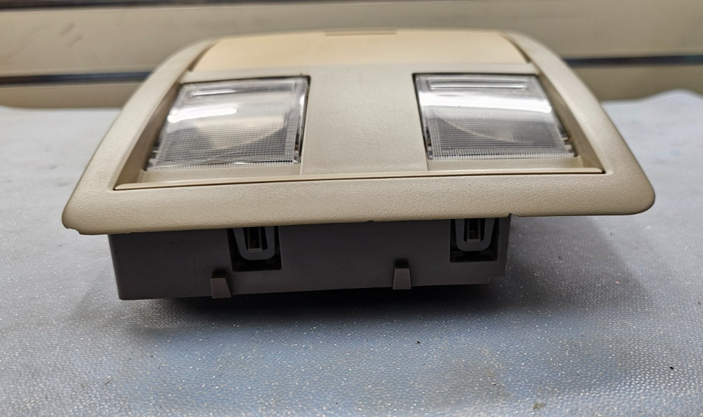 05-07 Dodge Charger 13-18 Challenger Overhead Console Dome Map Light Storage Tan