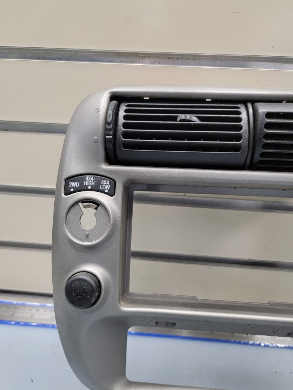 🔥95-10 Ranger EXPLORER Radio Center Dash Trim Bezel 4x4 Fog Air Vent SILVER B2