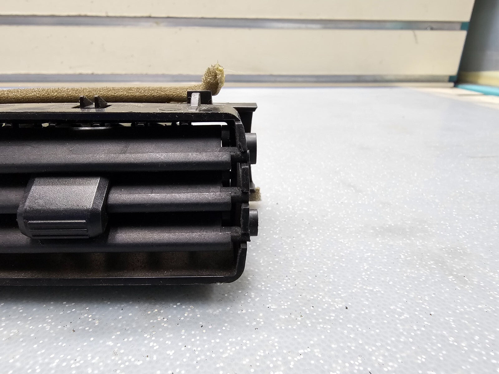 🔥2008-2011 FORD FOCUS  LEFT DRIVER SIDE AC HEATER AIR VENT FILTER VENTILATION