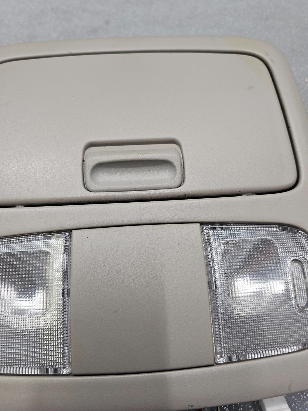 🔥02-06 Toyota CAMRY 4RUNNER Overhead Console DOME Light🔴Storage GRAY 012