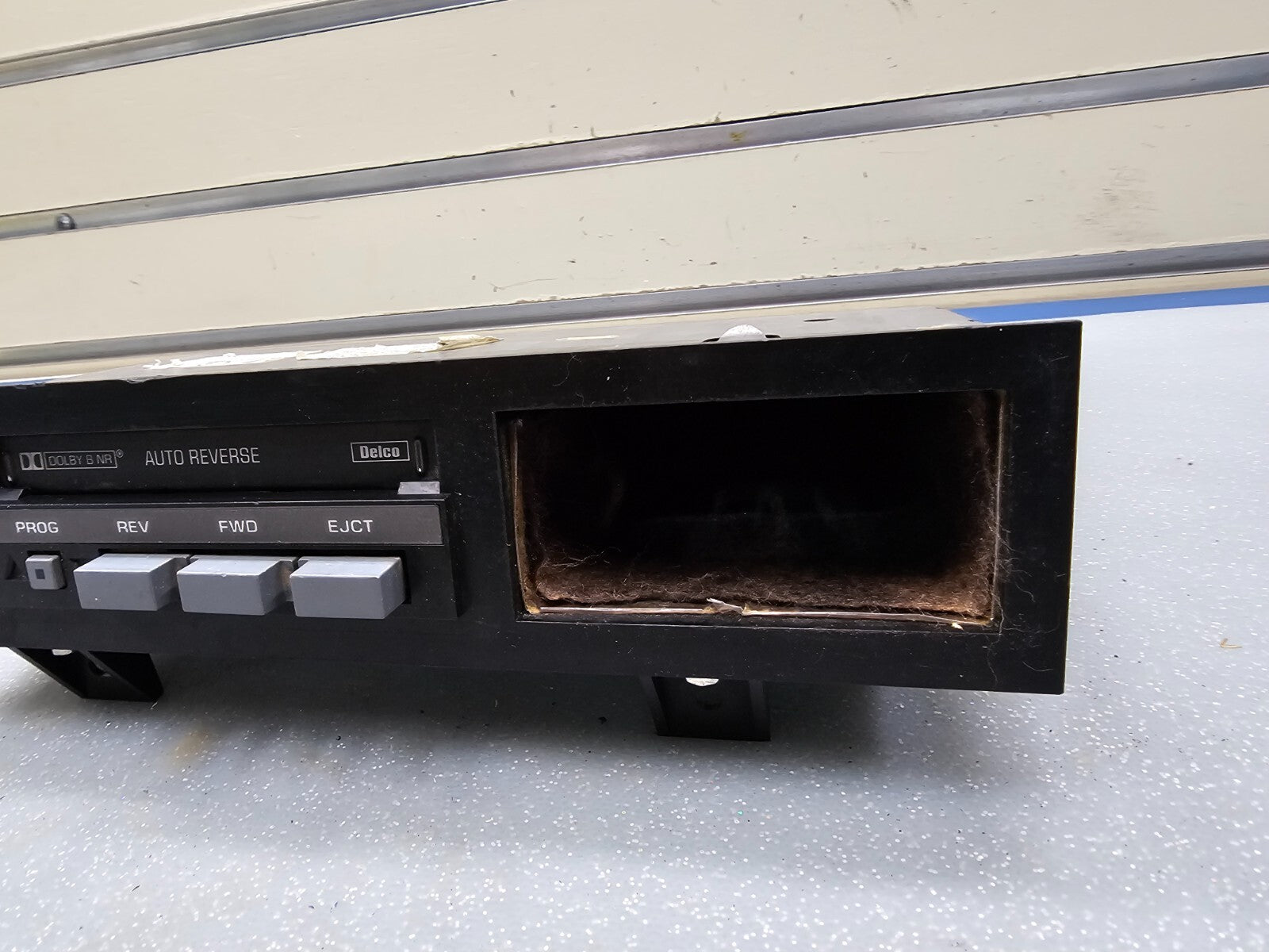 🔥88-94 Chevy Silverado Suburban CK AM FM Radio Audio Stereo Cassette Player OEM