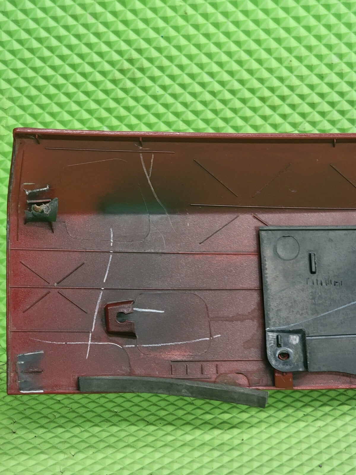 🔥2011-2018 Dodge Grand Caravan Rear Trunk Tailgate Center Molding TRIM OEM RED