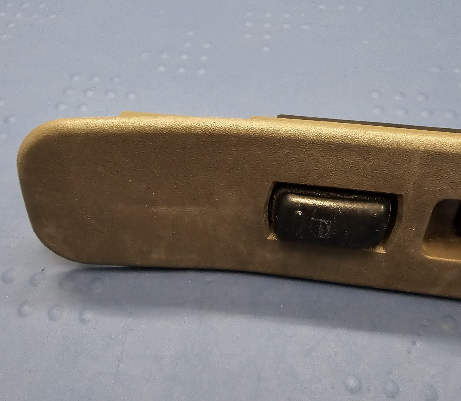 🔥98-04 Montero Sport Right PASSENGER Power Window Door Lock Switch Assembly Tan