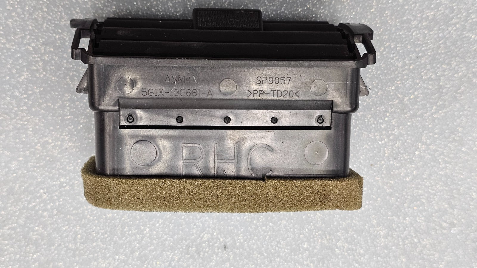 🔥05-07 FIVE HUNDRED Dash Right Passenger AIR VENT Heater Conditioning Black OEM