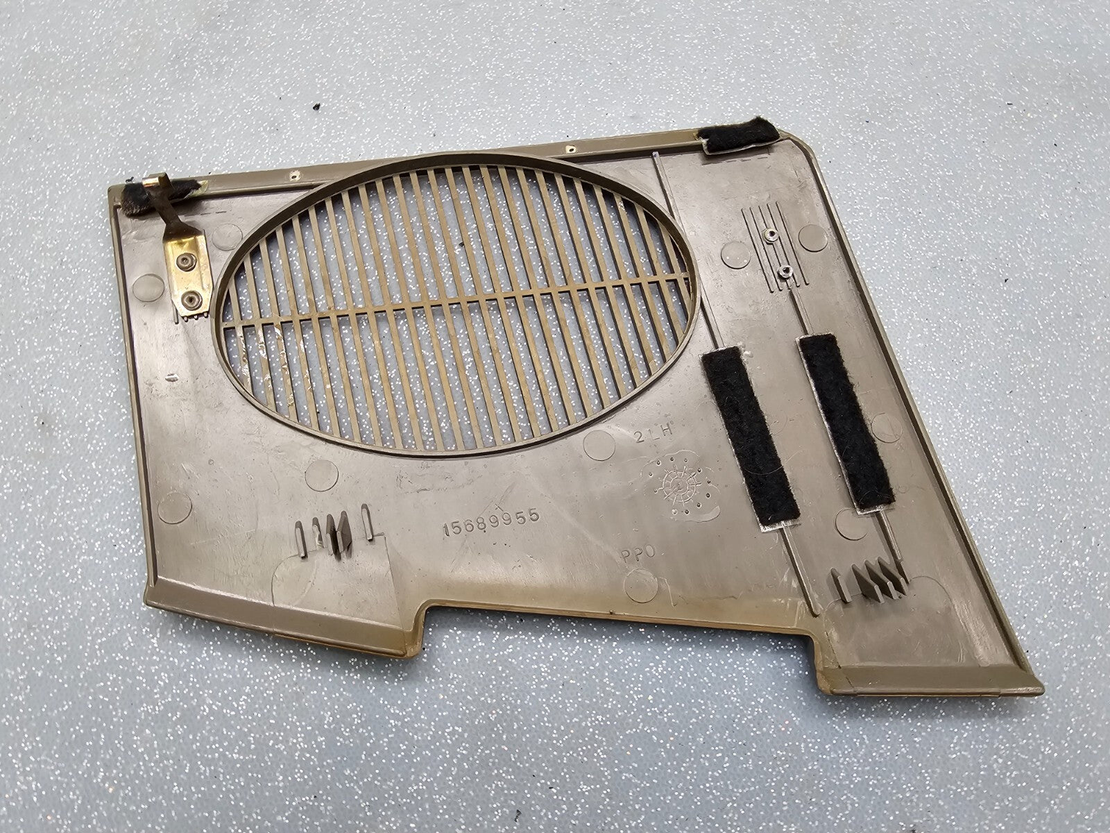 🔥88-94 CHEVY GMC C/K SUBURBAN BLAZER Truck Dash LEFT Speaker Grill Cover Tan