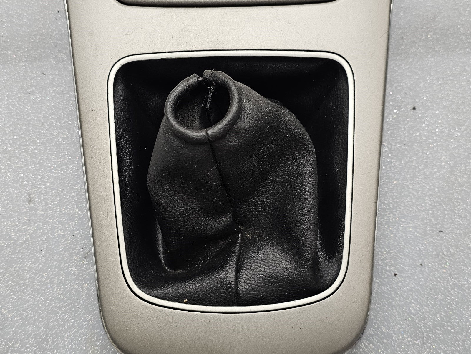 🔥13-16 Nissan Sentra Center Console Shifter Trim Bezel Ashtray OEM Silver