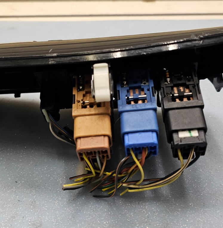 🔥2011-2013 Kia Sorento Dash Rear Wiper Dimmer TCS Switch Trim Bezel OEM