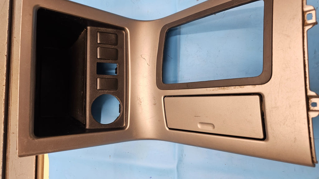 🔥05-12 NISSAN PATHFINDER CENTER CONSOLE SHIFTER SHIFT STORAGE BEZEL TRIM SILVER