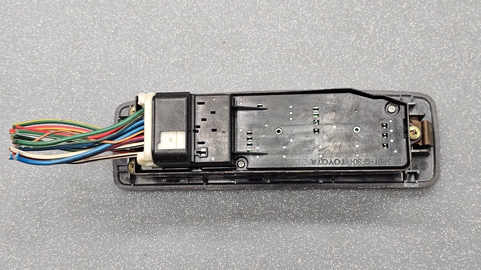 02-06 Camry Scion XB Front Left Driver Master Power Window Switch Control Silver