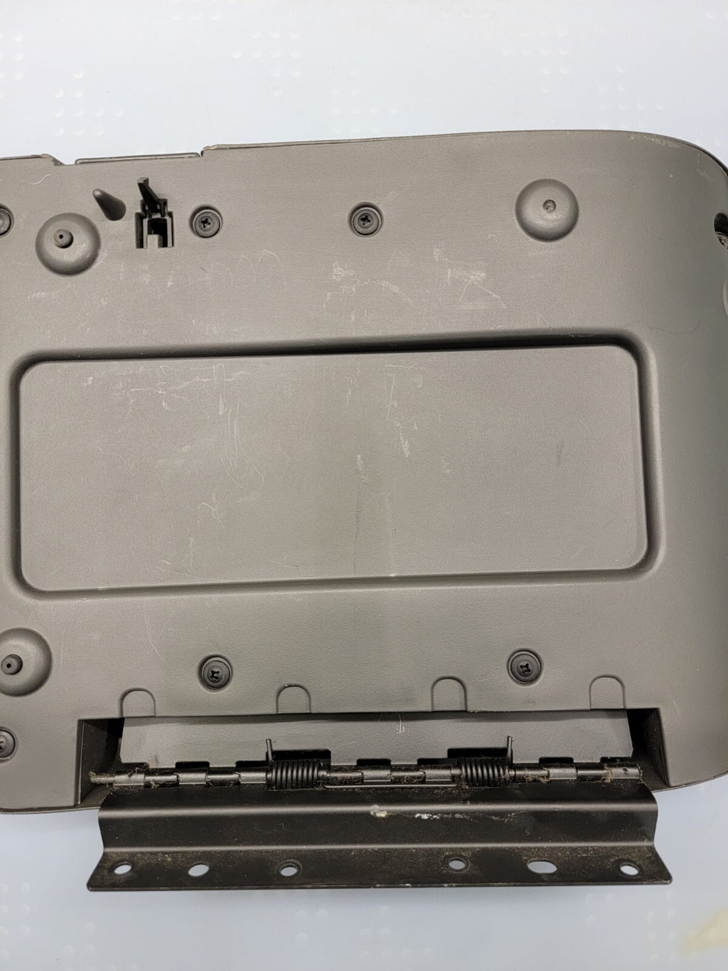 03-06 Chevy SILVERADO SIERRA Center Console Armrest Lid Storage Cover L8 dk grey
