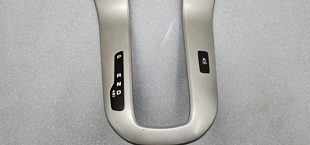 🔥11-15 Chevy Cruze INDICATOR TRANSMISSION GEAR SHIFTER TRIM BEZEL SILVER OEM