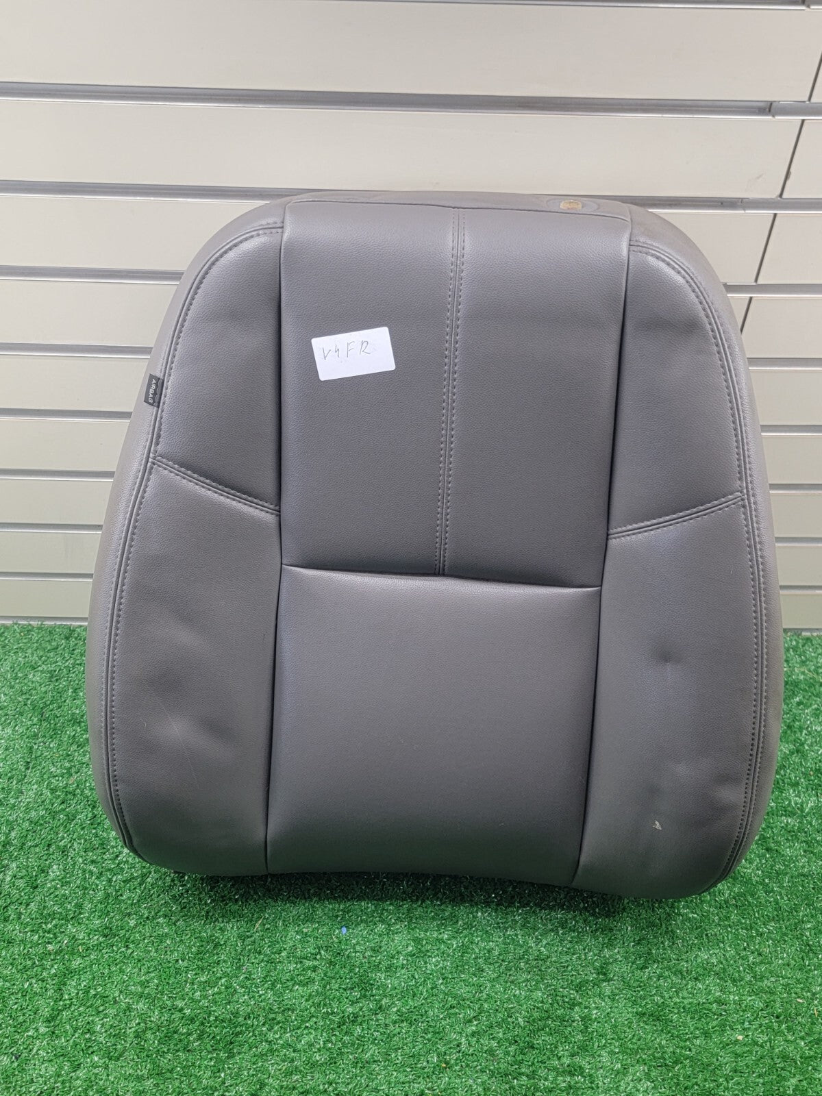 🔥07-13 GMC Sierra 1500 2500 3500 Bottom leather seat front right gray V4