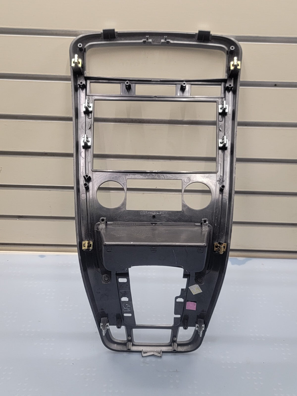 🔥07-09 Chevrolet Equinox Center Dash Radio Climate Bezel Surround Trim silver