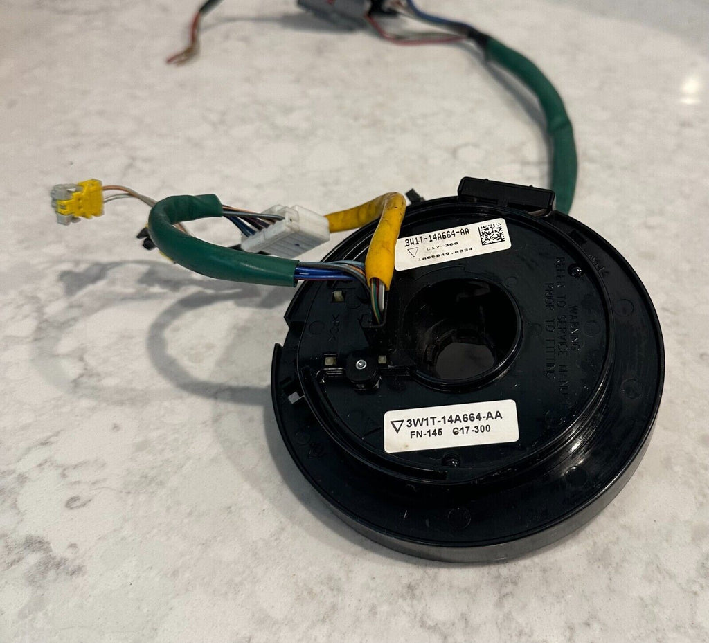 03-04 Lincoln Town Car Mercury Grand Marquis Steering Wheel Clock Spring Sensor
