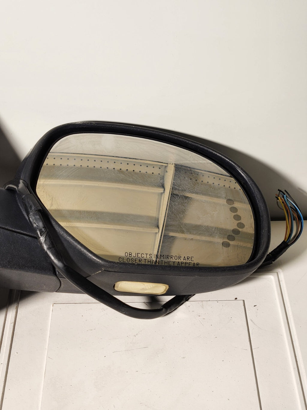🔥07-14 TAHOE SILVERADO SIERA MIRROR AMC LEFT SIDE PASSENGER TURN DARK GRAY
