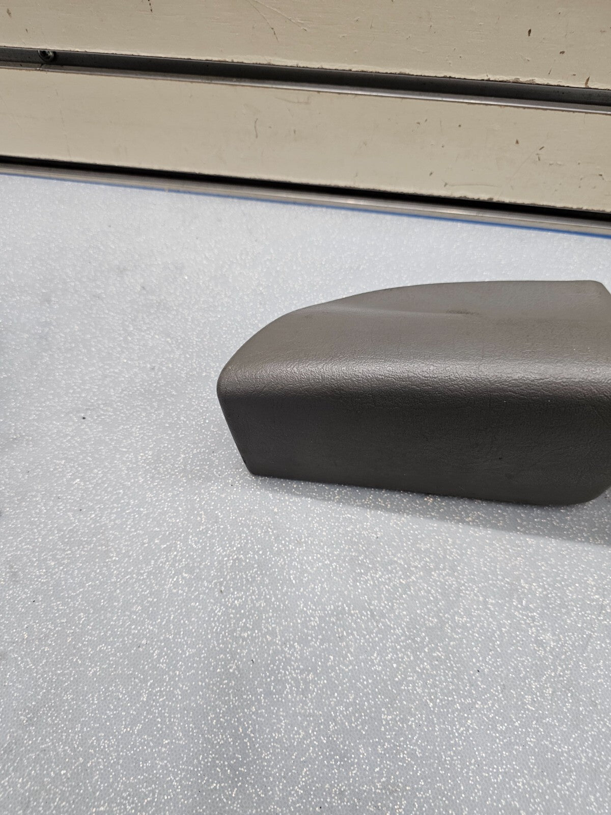 🔥02-09 TRAILBLAZER Door Panel ARMREST Pull Handle Front RIGHT Passenger GRAY H4