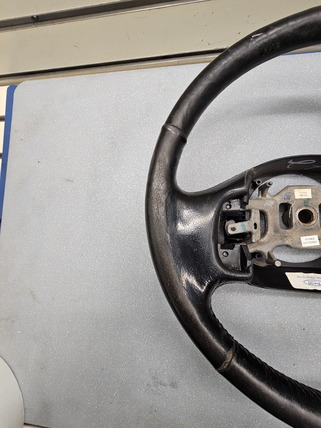 🔥1997-2003 Ford F-150 F-250 EXPEDITION Leather Steering Wheel Cruise Black OEM