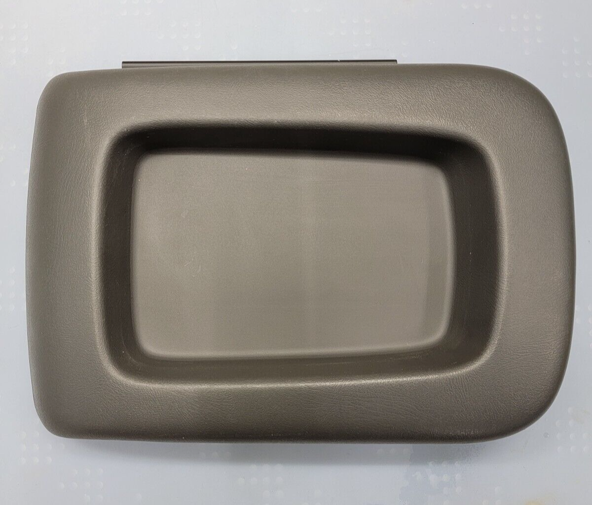 03-06 Chevy SILVERADO SIERRA Center Console Armrest Lid Storage Cover L8 dk grey