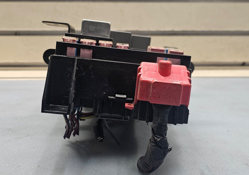 🔥2005 - 2007 FORD F250 / F350 SUPERDUTY FUSE JUNCTION RELAY MODULE  BOX