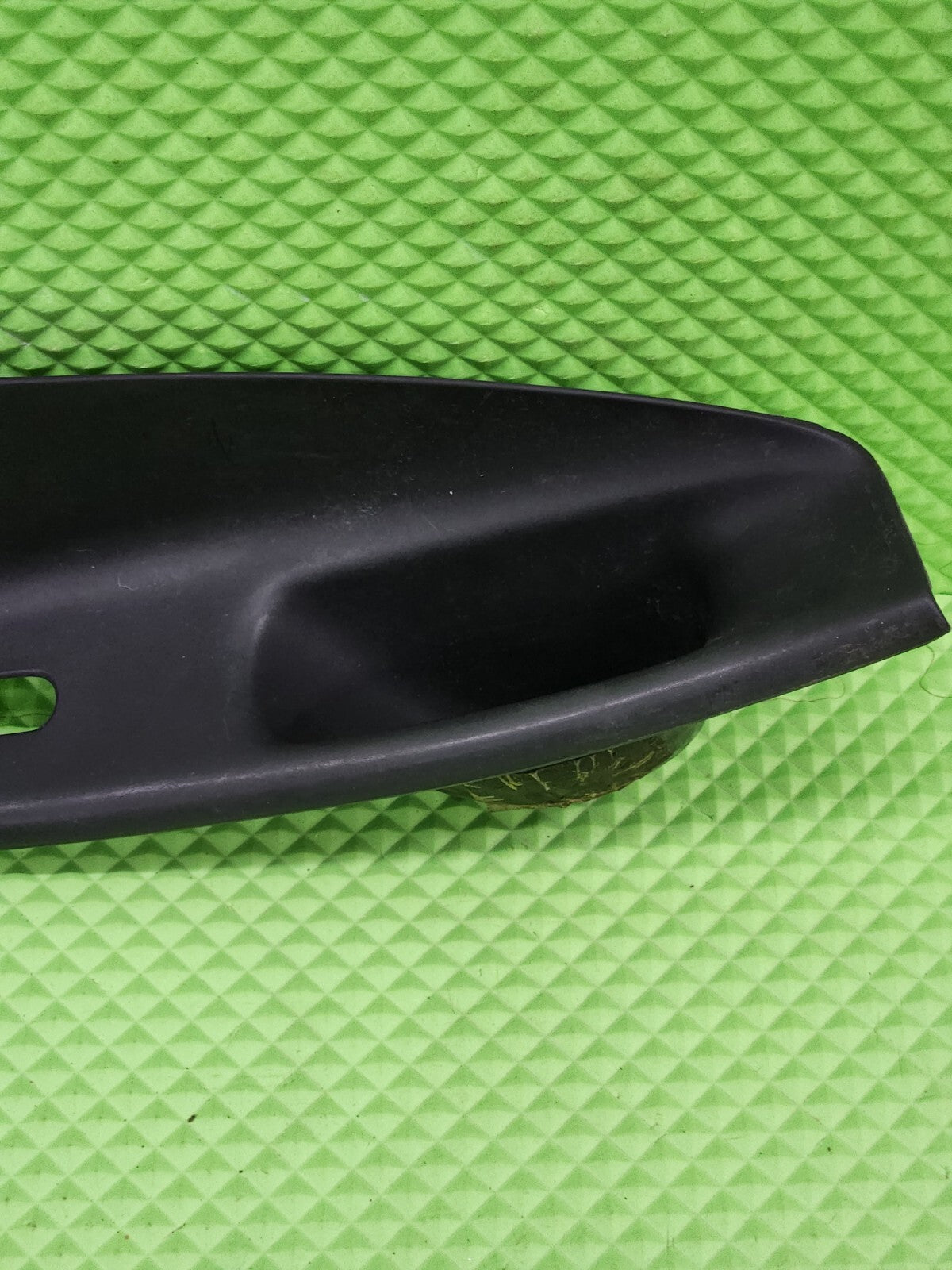 🔥94-04 Ford Mustang Front Right Passenger Door Window Switch Bezel OEM BLACK