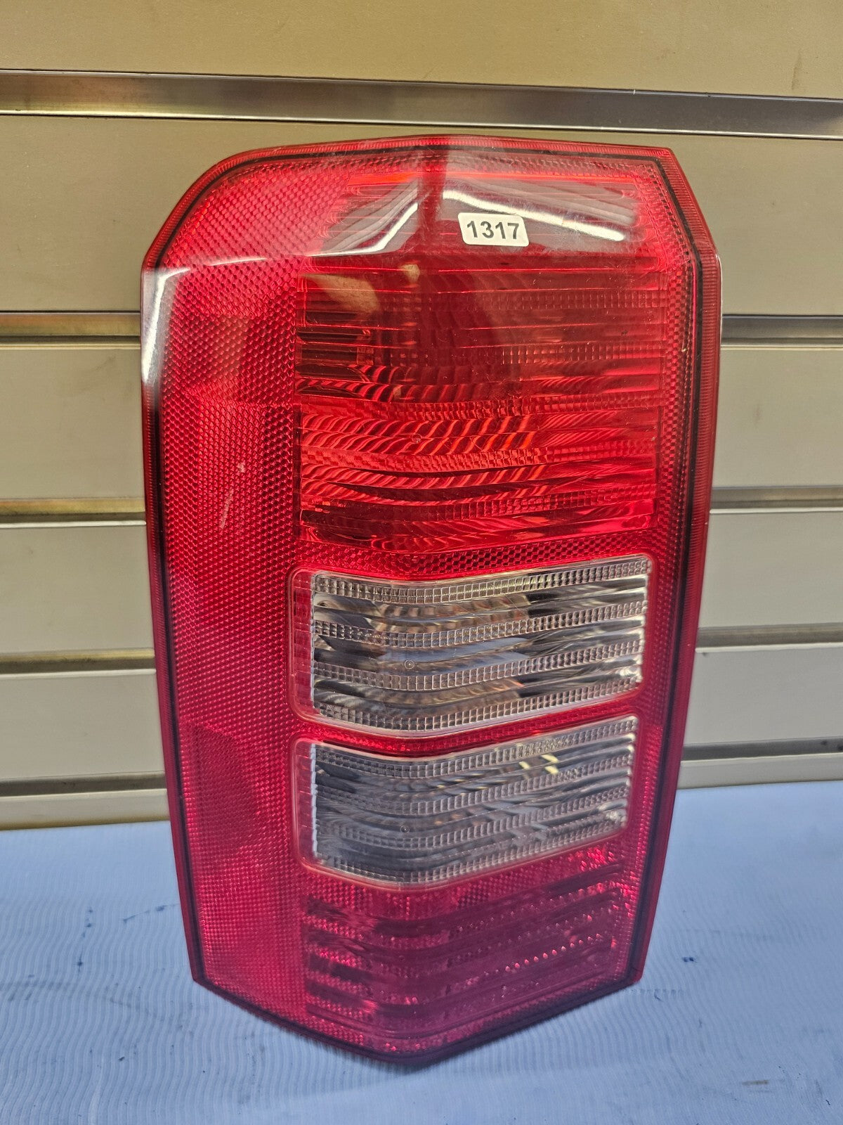 🔥08-17 Jeep Patriot Rear Left Driver Tail Brake Stop Light Lamp Assembly OEM
