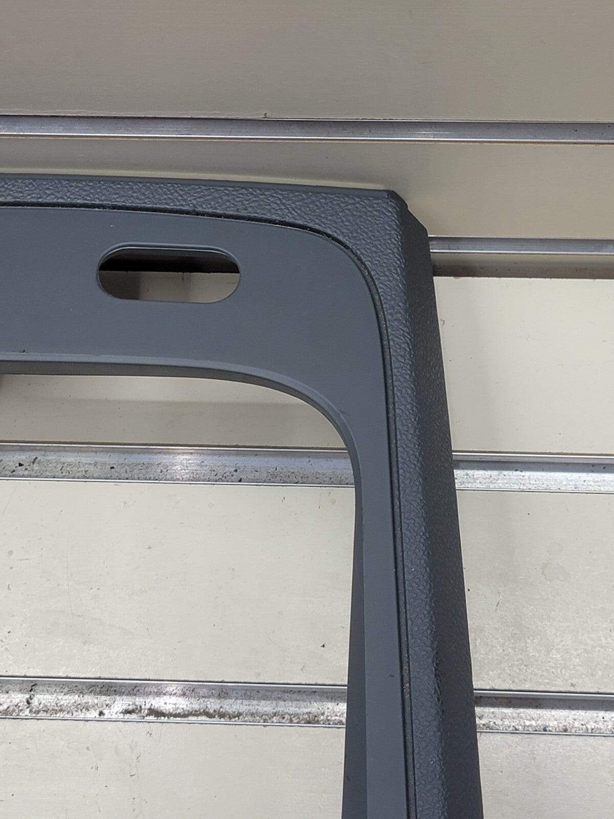 🔥2006-2011 Chevrolet HHR Center Dash Radio Trim w Vents B37 grey