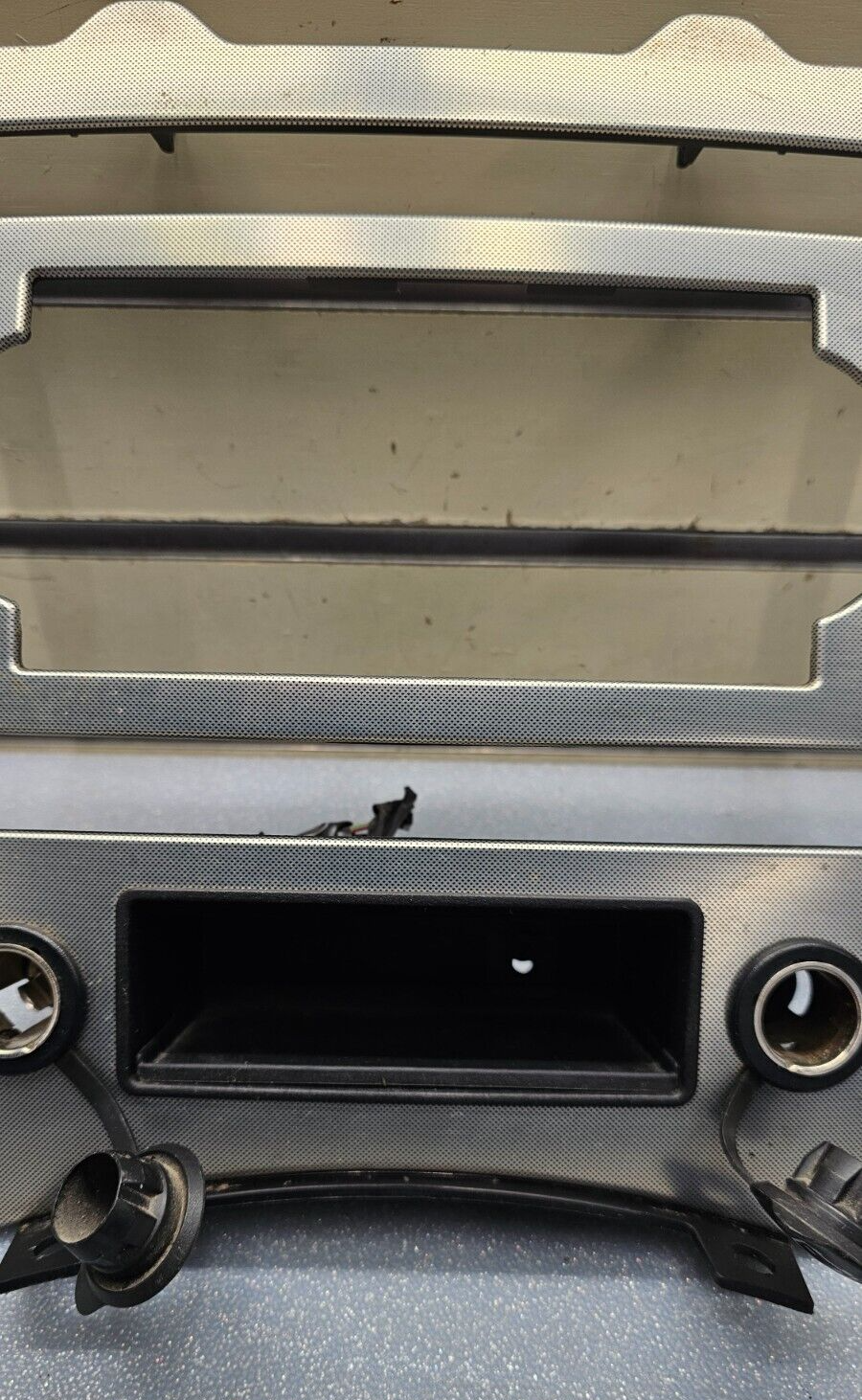 🔥05-07 JEEP GRAND CHEROKEE DASH PANEL RADIO SURROUND TRIM BEZEL Silver OEM B70