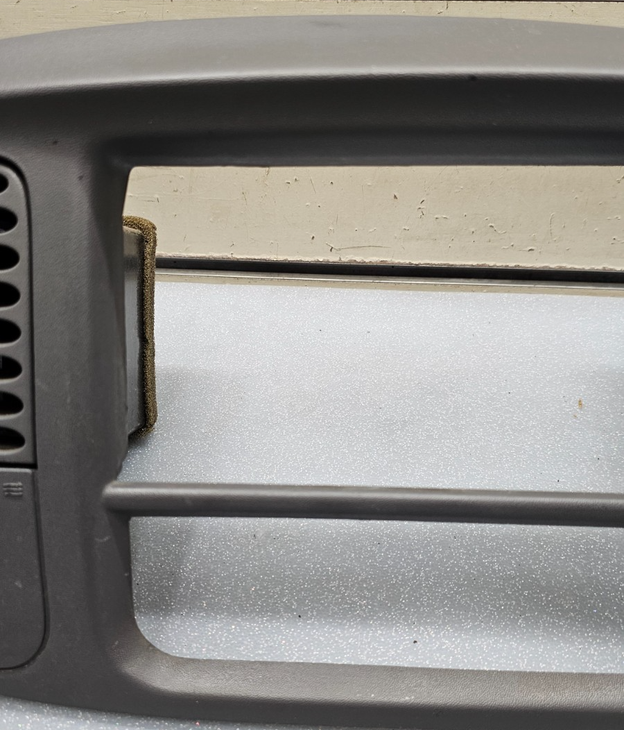 🔥97-03 Ford F150 Center Dash Radio Climate Trim Stereo BEZEL Panel  GRAY