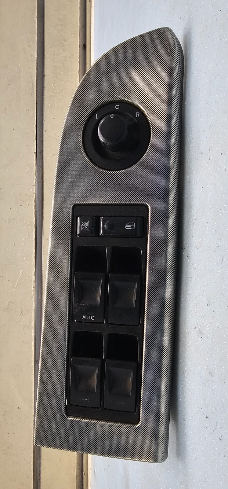 🔥04-06 Charger Magnum Durango Dakota Left Driver Power Window Switch Silver