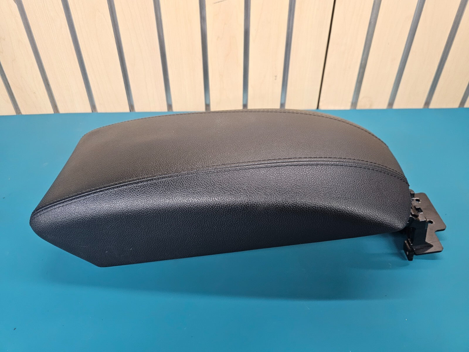 🔥11-14 HYUNDAI SONATA CENTER CONSOLE ARM REST ARMREST LID COVER TOP BLACK OEM
