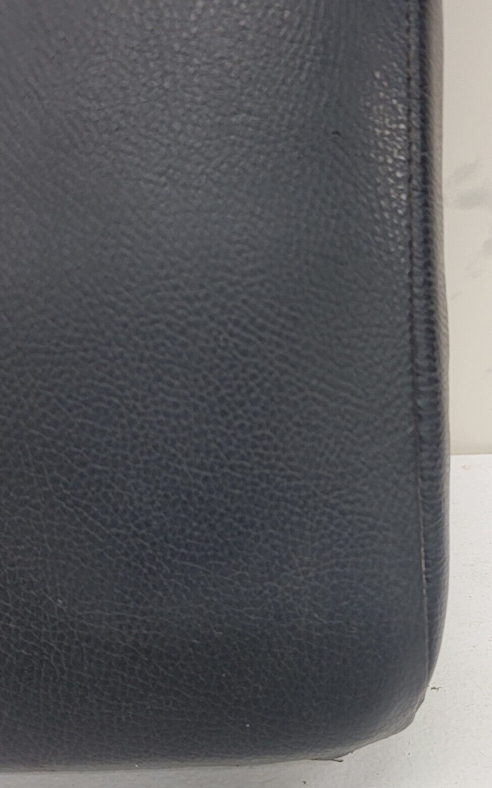 02-08 Dodge RAM Center Console Jump Seat ARMREST Cover Lid Leather Dark BLUE JS7